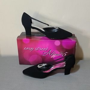 New Easy Street Lamy Black Dress Heels
